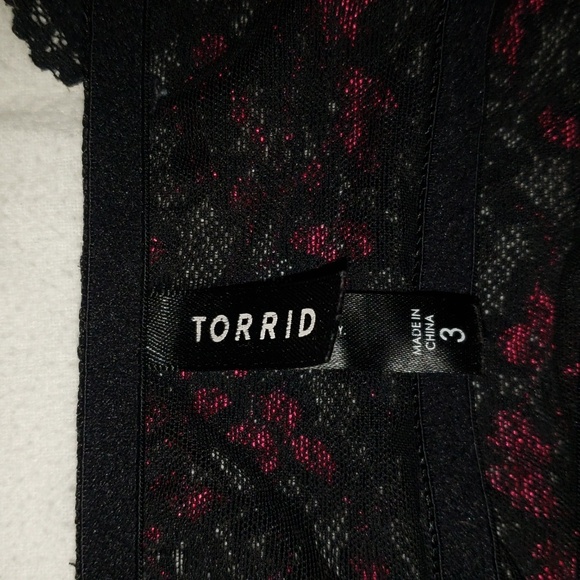 ❄❄Torrid Floral Lace Mesh Bra Top Size 3❄❄ - Picture 2 of 4